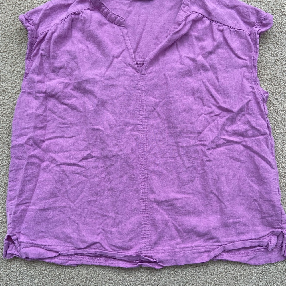 Splendid Purple V-Neck Cap Sleeve Top